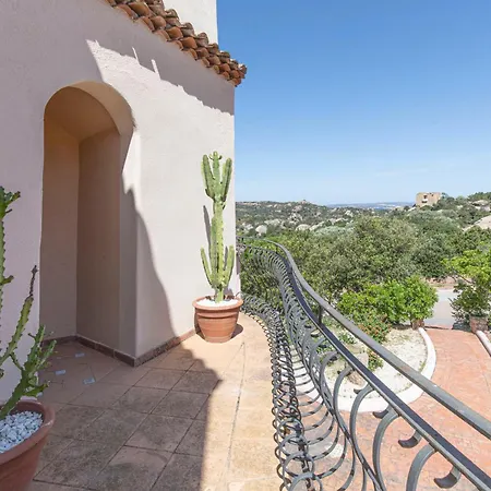 Daire Elegant 3 Bedroom In Porto Cervo Liscia di Vacca