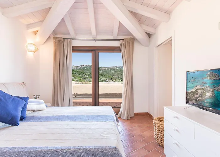 Elegant 3 Bedroom In Porto Cervo Daire